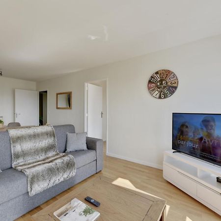 Appartement Chic Apart With Great View Of Paris à Saint-Denis  Extérieur photo