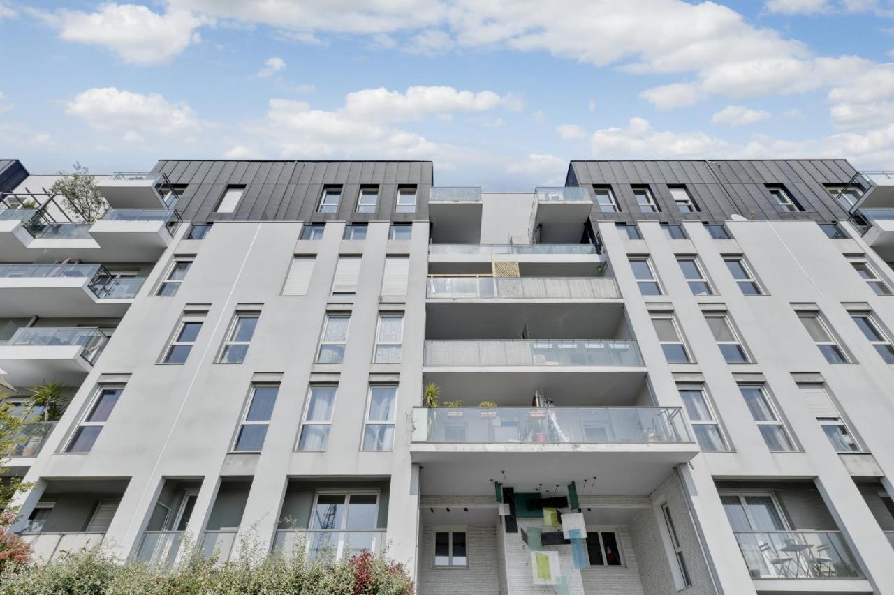 Appartement Chic Apart With Great View Of Paris à Saint-Denis  Extérieur photo