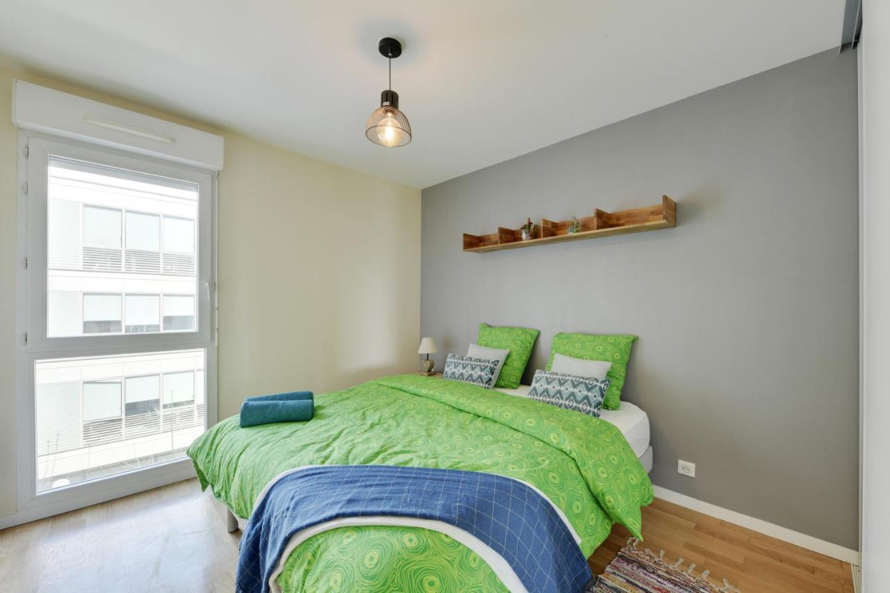 Appartement Chic Apart With Great View Of Paris à Saint-Denis  Extérieur photo