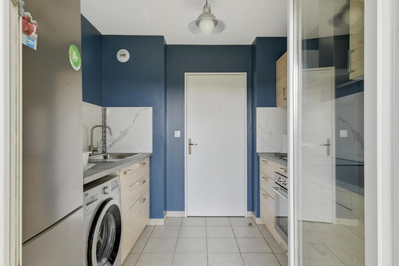Appartement Chic Apart With Great View Of Paris à Saint-Denis  Extérieur photo